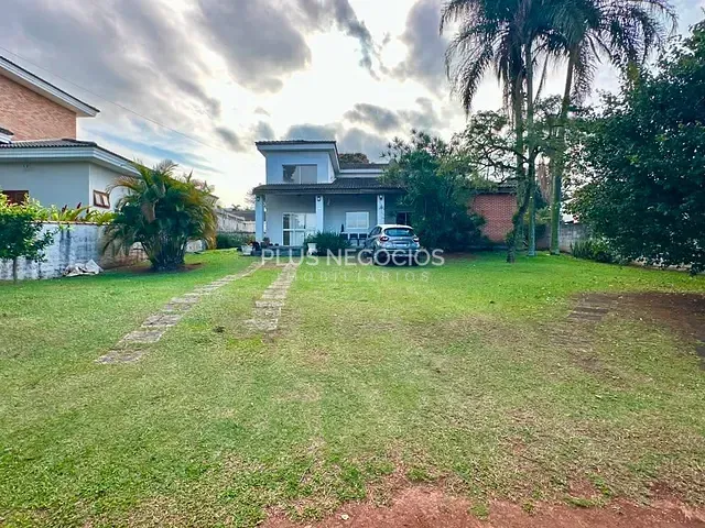 Casa com 1000m² 4 quartos e 5 banheiros, à venda, no bairro Nova Aracoiaba em Araçoiaba da Serra