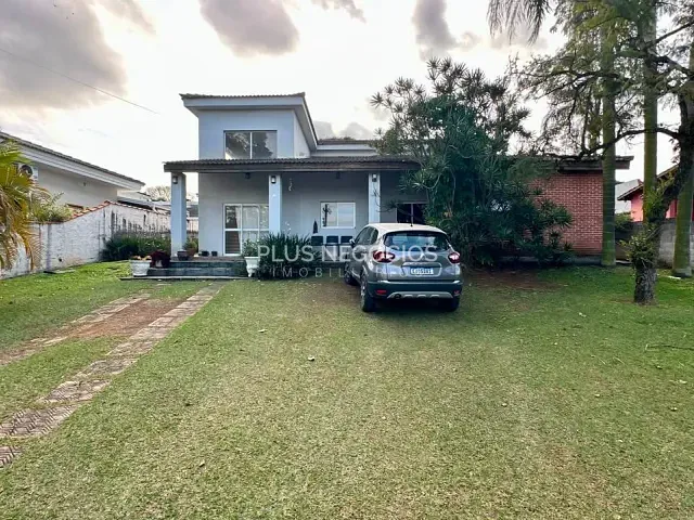 Casa com 1000m² 4 quartos e 5 banheiros, à venda, no bairro Nova Aracoiaba em Araçoiaba da Serra