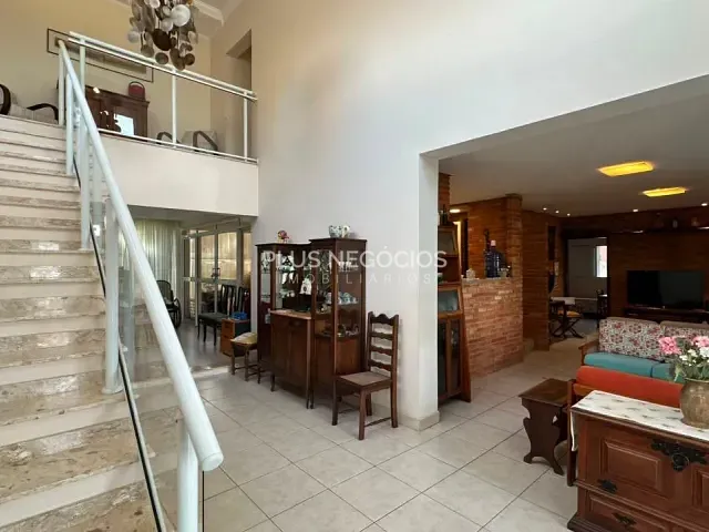 Casa com 1000m² 4 quartos e 5 banheiros, à venda, no bairro Nova Aracoiaba em Araçoiaba da Serra