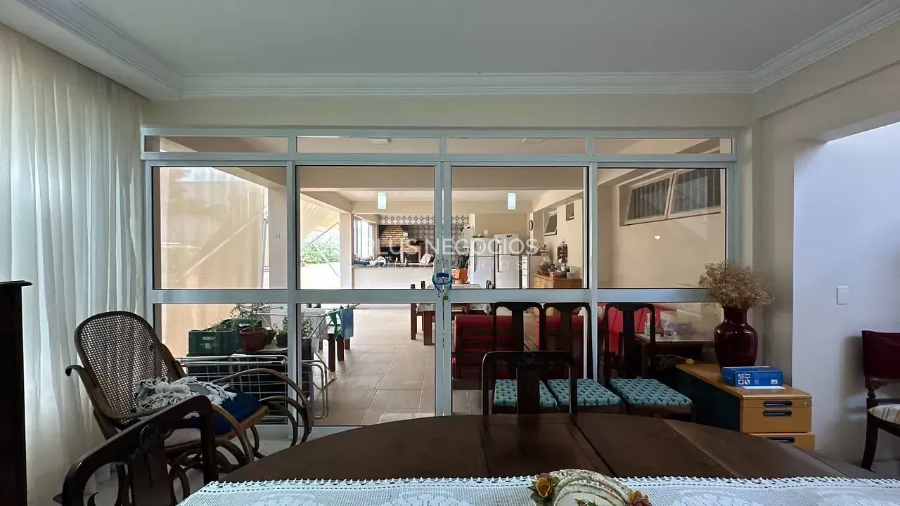 Casa, 4 quartos, 250 m² - Foto 10