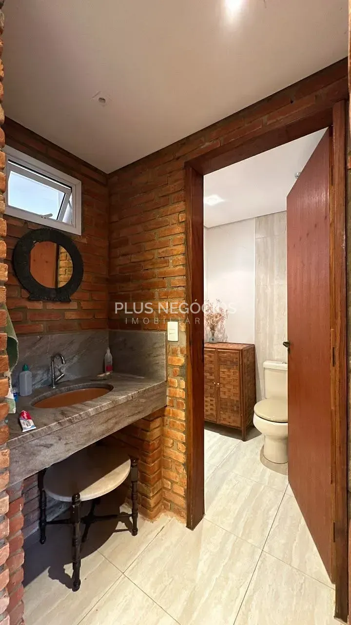 Casa, 4 quartos, 250 m² - Foto 19