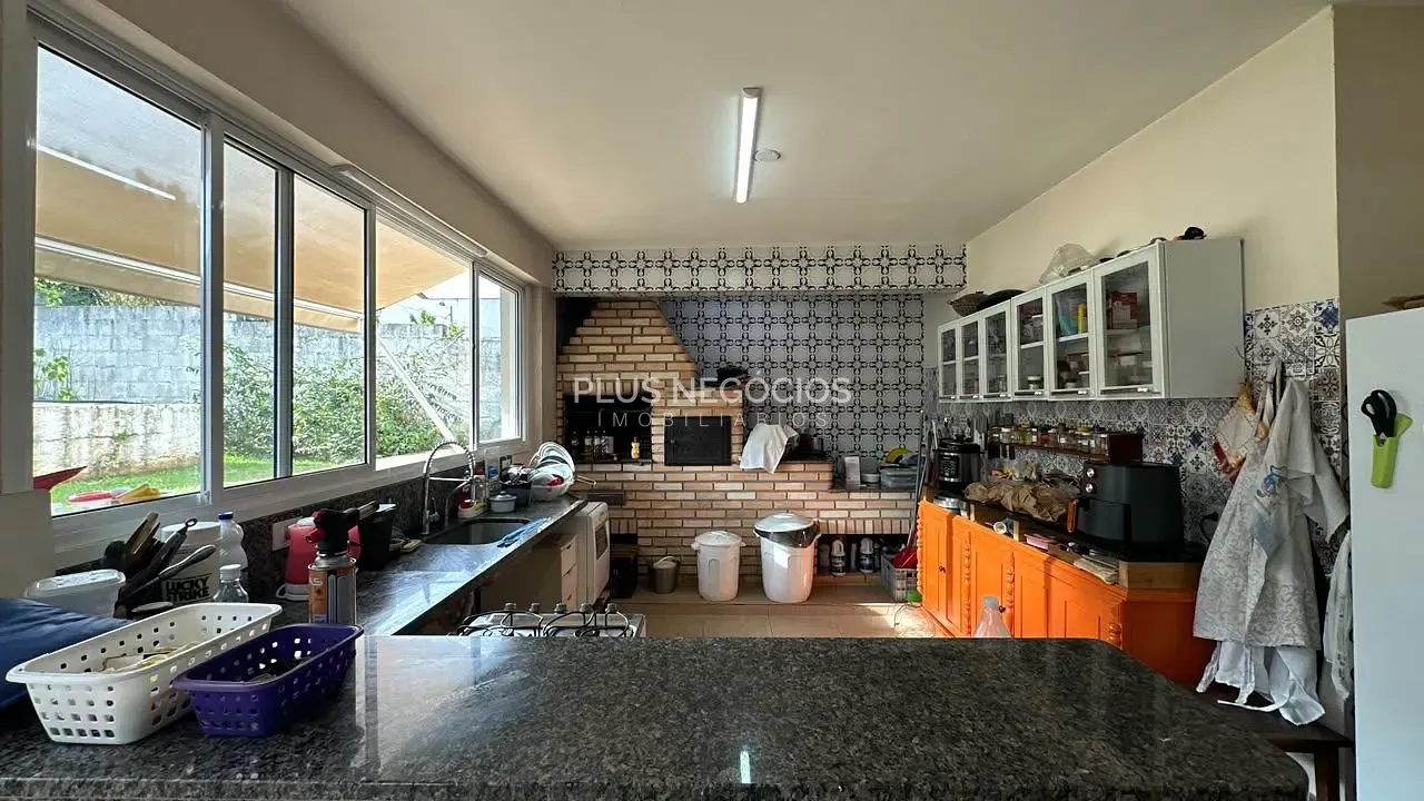Casa, 4 quartos, 250 m² - Foto 29