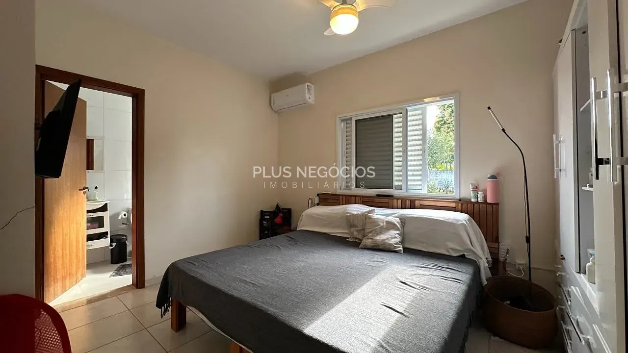 Casa, 4 quartos, 250 m² - Foto 33