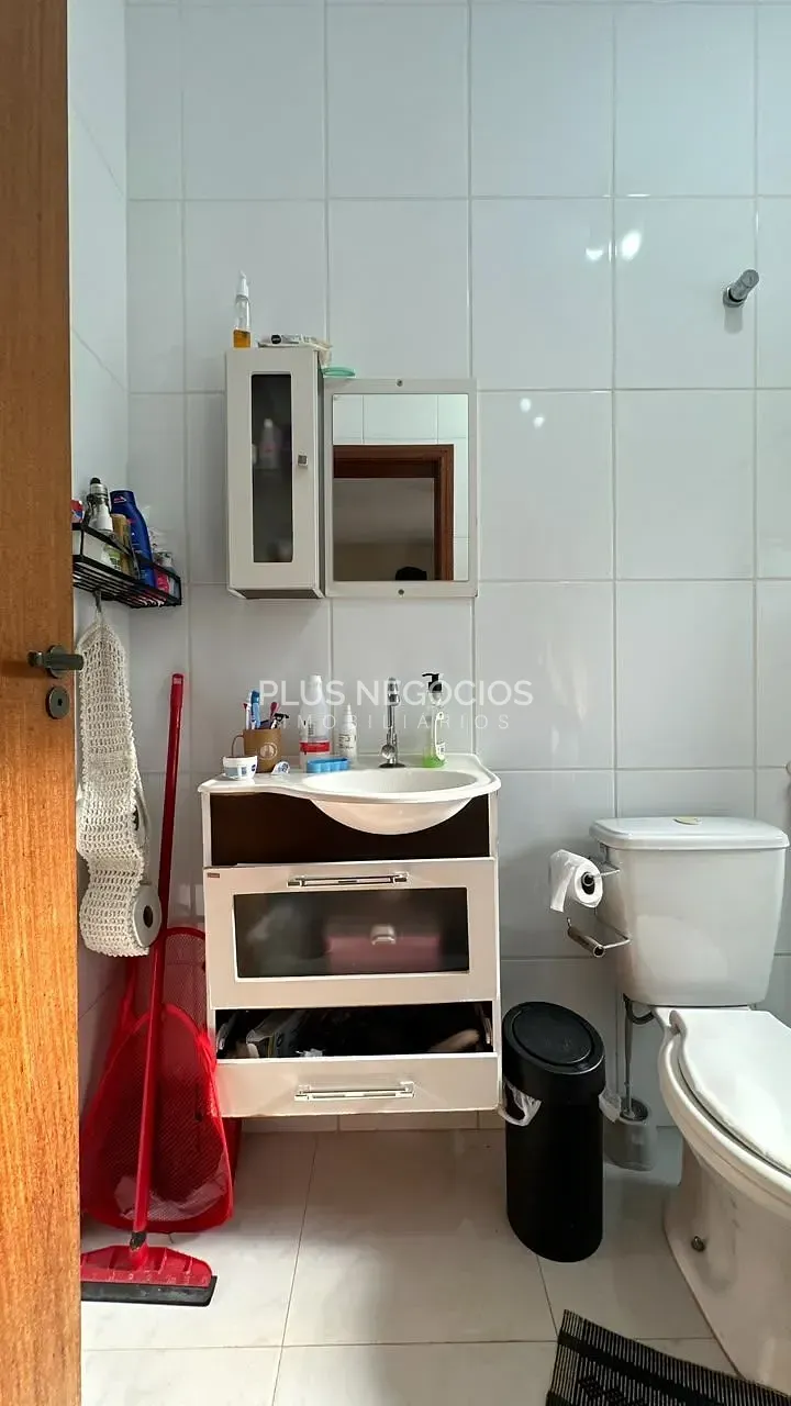 Casa, 4 quartos, 250 m² - Foto 37