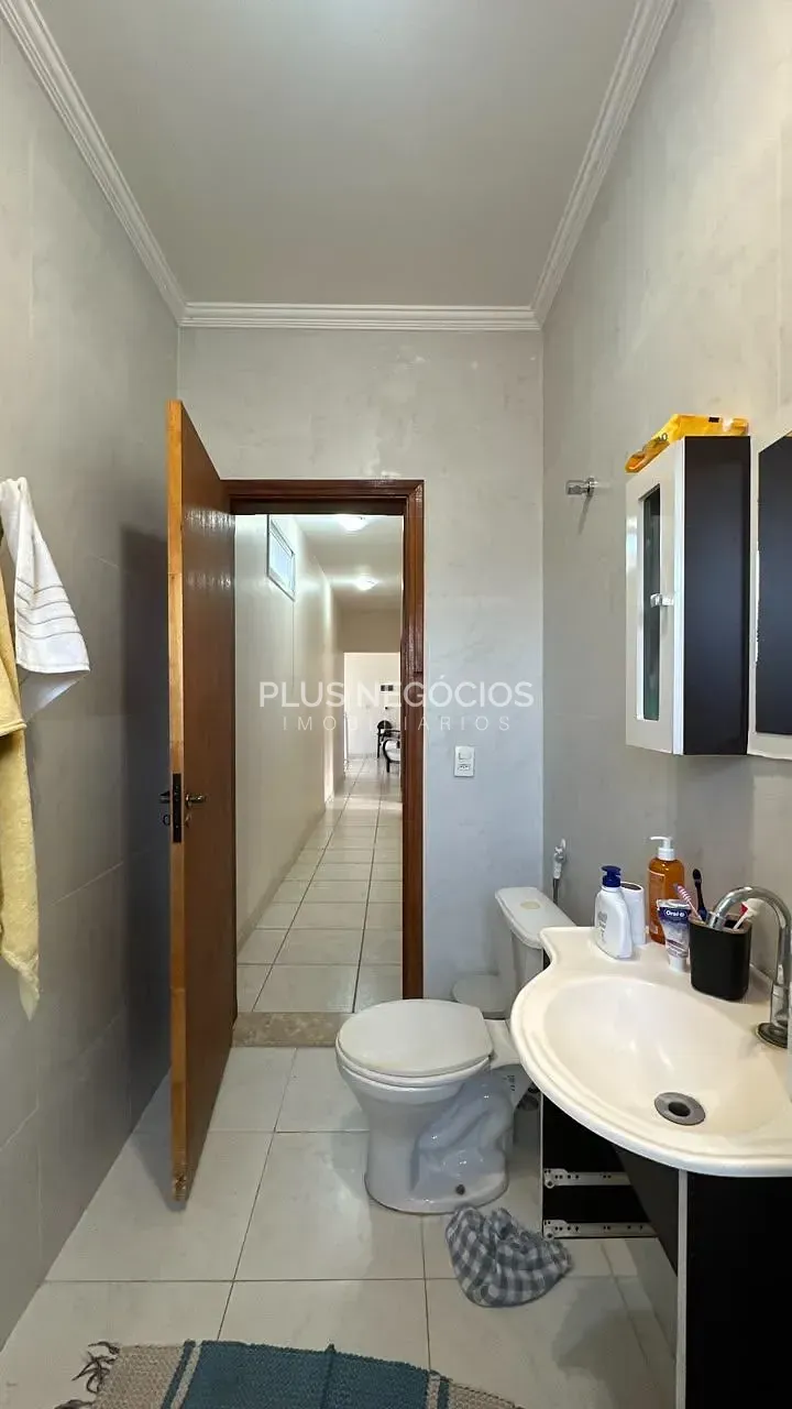 Casa, 4 quartos, 250 m² - Foto 43