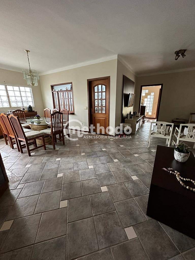 Casa, 3 quartos, 223 m² - Foto 4