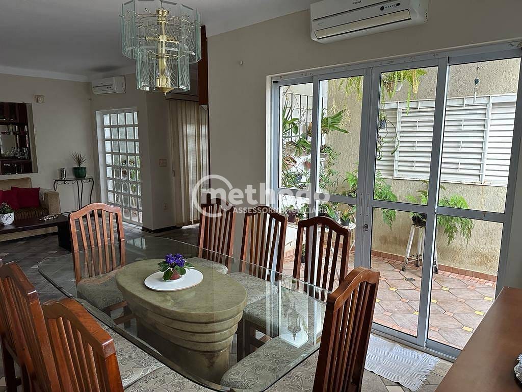 Casa, 3 quartos, 223 m² - Foto 7