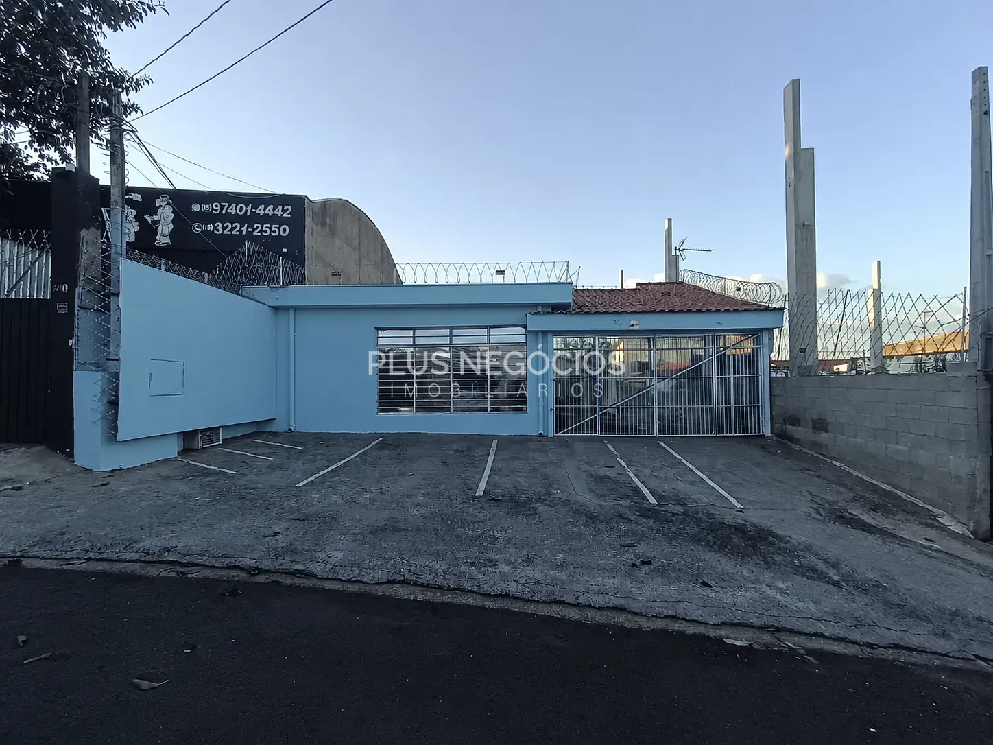 Casa, 1 quarto, 142 m² - Foto 1
