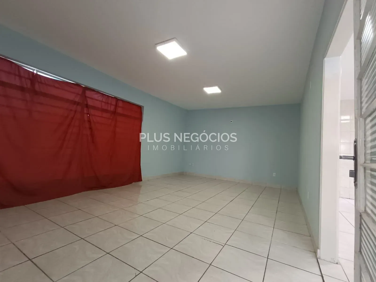 Casa, 1 quarto, 142 m² - Foto 2