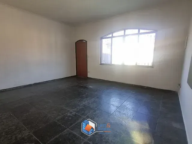 Casa com 348m² 3 quartos e 6 banheiros, à venda, no bairro Vila Mazzei em São Paulo