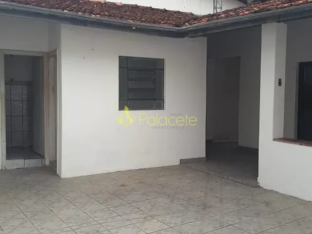 Casa com 211m², à venda, no bairro Centro em Pindamonhangaba
