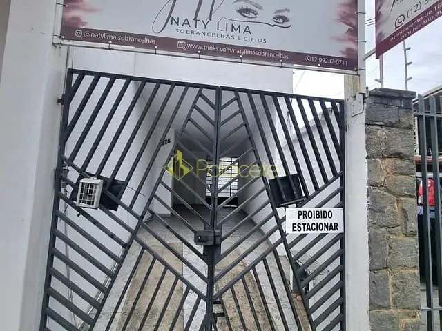 Casa com 211m², à venda, no bairro Centro em Pindamonhangaba