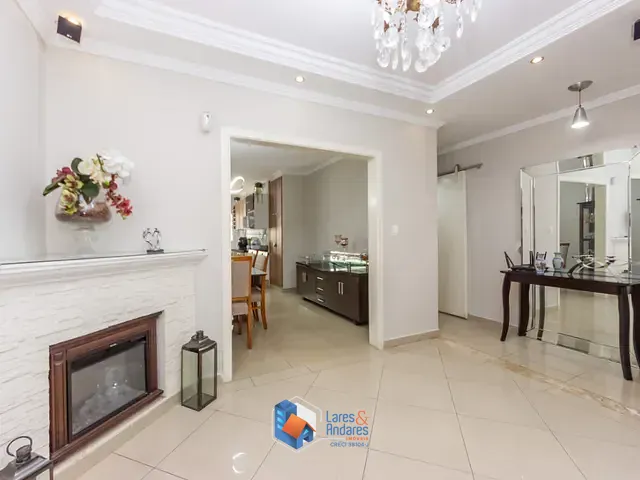 Casa com 240m² 3 quartos e 5 banheiros, à venda, no bairro Jardim Dom Bosco em São Paulo