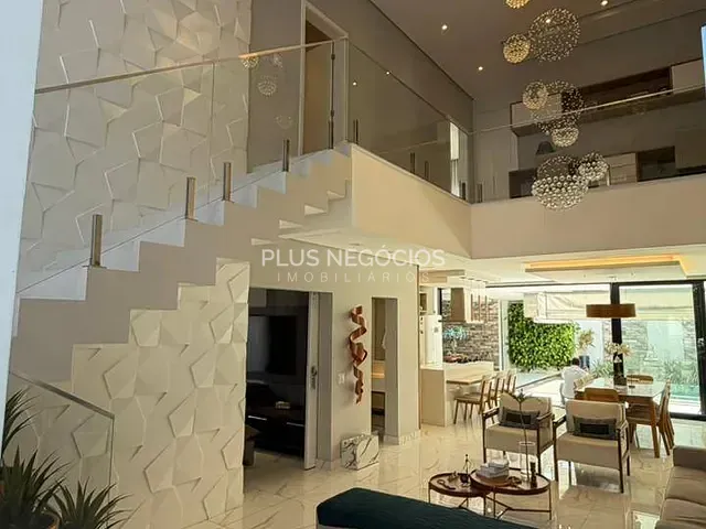 Casa 3 quartos e 5 banheiros, à venda, no bairro Iporanga em Sorocaba