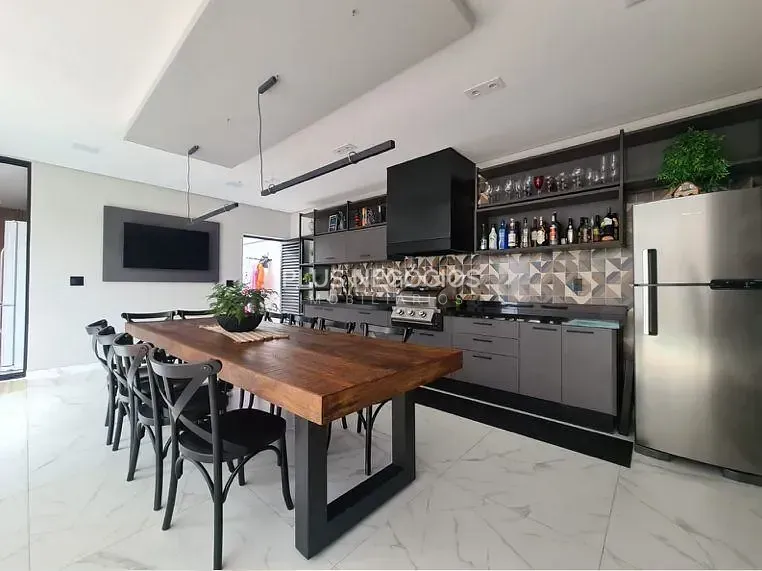 Casa, 3 quartos, 269 m² - Foto 25