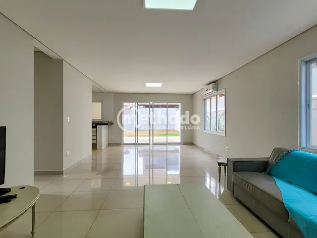 Casa com 450m² 4 quartos e 6 banheiros, à venda, no bairro Parque Brasil 500 em Paulínia