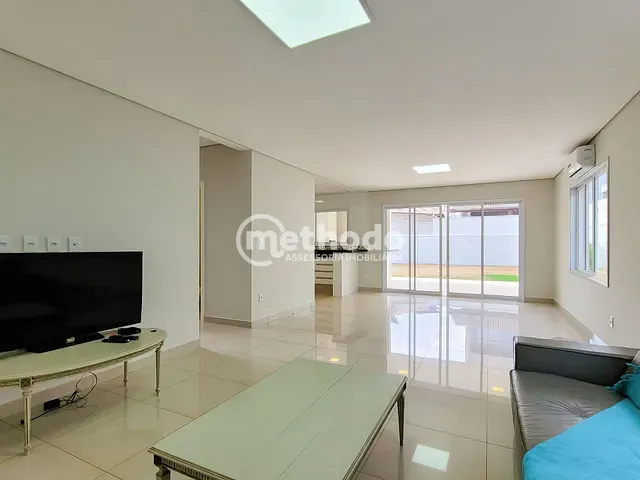 Casa com 450m² 4 quartos e 6 banheiros, à venda, no bairro Parque Brasil 500 em Paulínia