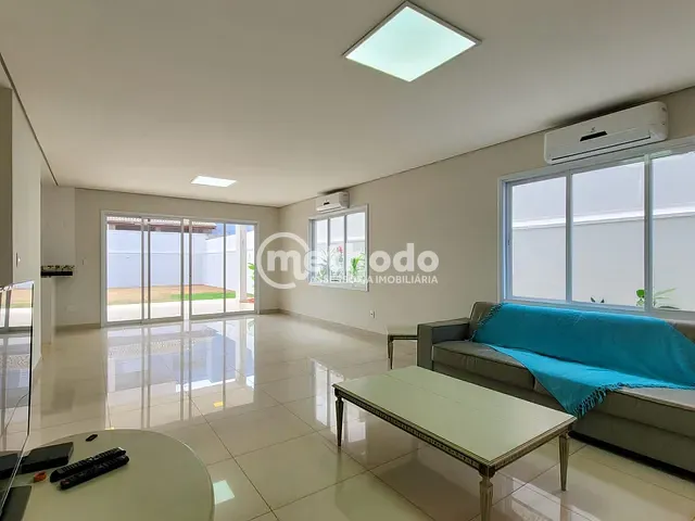 Casa com 450m² 4 quartos e 6 banheiros, à venda, no bairro Parque Brasil 500 em Paulínia