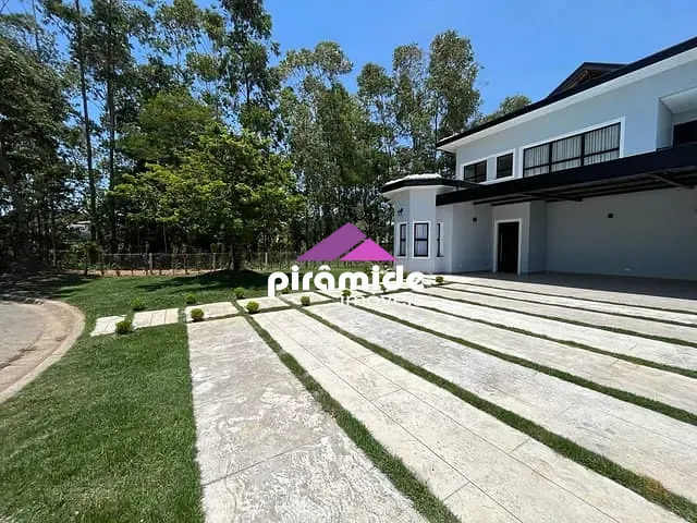 Casa com 1036m² 4 quartos e 6 banheiros, à venda, no bairro Jambeiro em Jambeiro