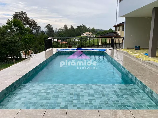 Casa com 1036m² 4 quartos e 6 banheiros, à venda, no bairro Jambeiro em Jambeiro