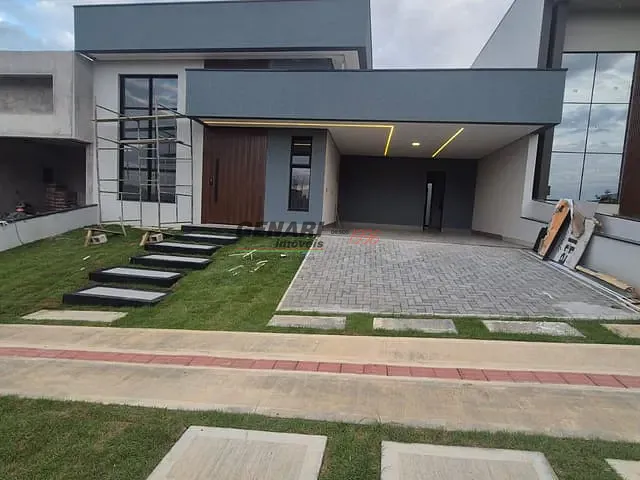 Casa com 300m² 3 quartos e 5 banheiros, à venda, no bairro Residencial London Park em Indaiatuba