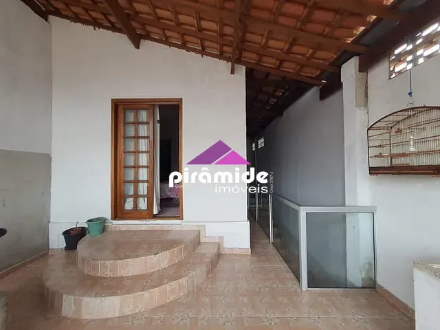 Casa com 125m² 2 quartos e 1 banheiro, à venda, no bairro Bosque dos Eucaliptos em São José dos Campos