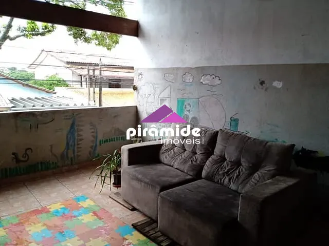 Casa com 125m² 2 quartos e 1 banheiro, à venda, no bairro Bosque dos Eucaliptos em São José dos Campos