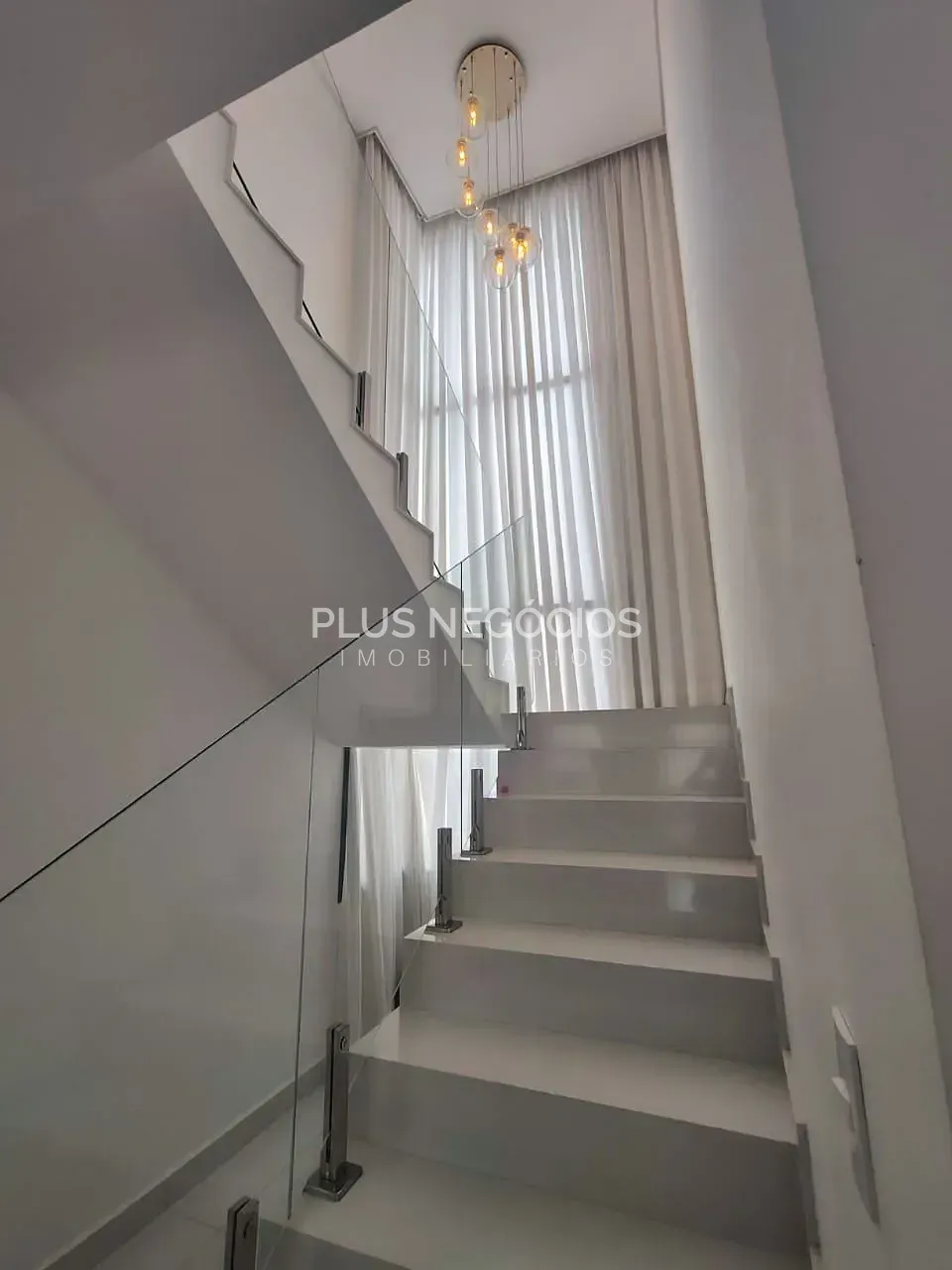 Casa, 3 quartos, 271 m² - Foto 2