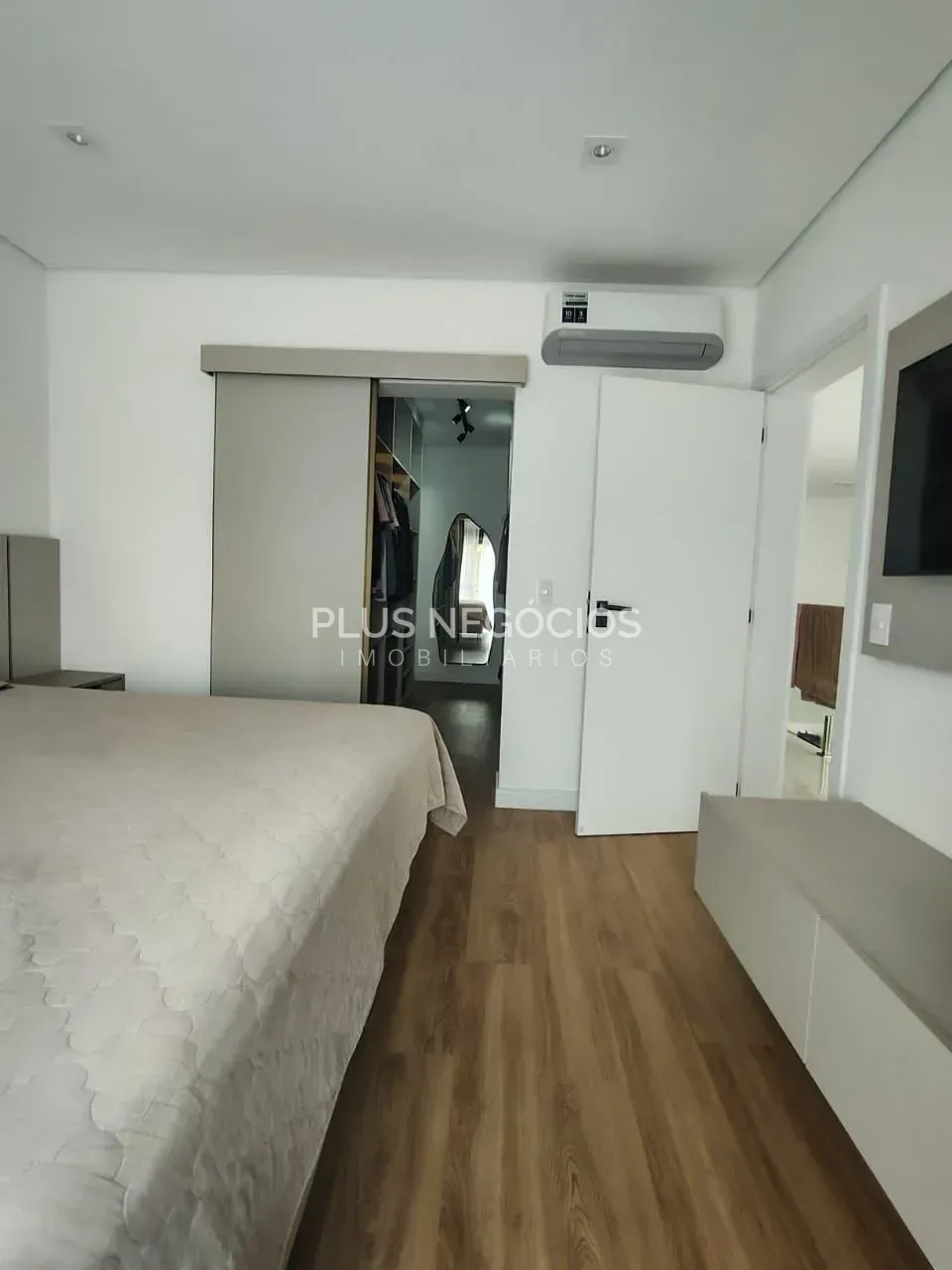 Casa, 3 quartos, 271 m² - Foto 6