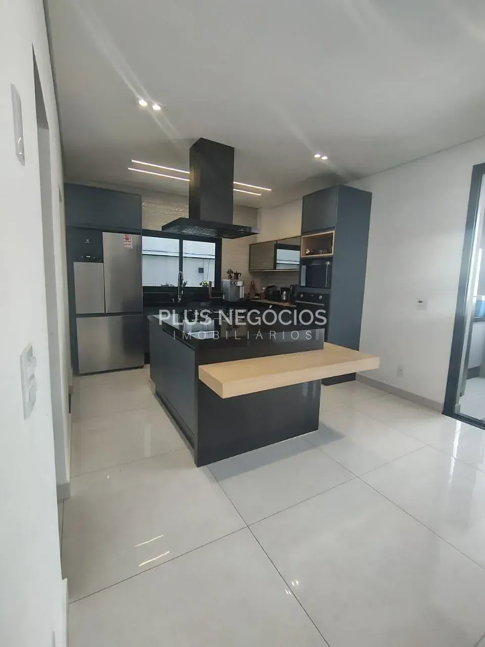 Casa, 3 quartos, 271 m² - Foto 17
