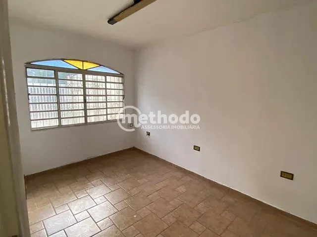 Casa com 187m² 3 quartos e 2 banheiros, à venda, no bairro Bosque em Campinas