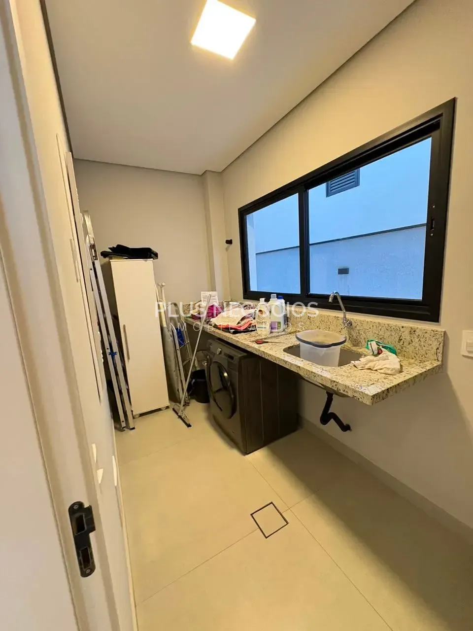 Casa, 3 quartos, 249 m² - Foto 33