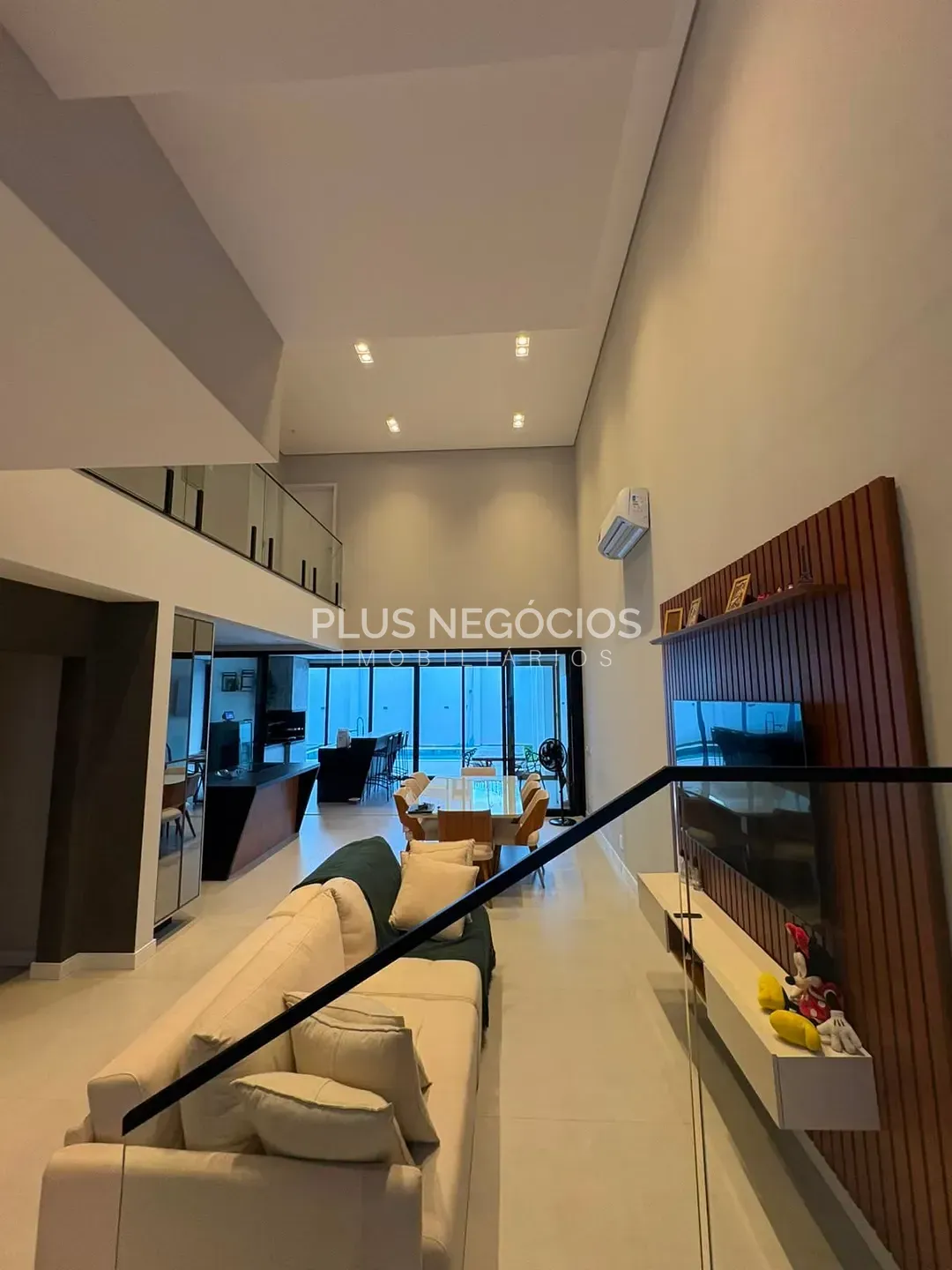 Casa, 3 quartos, 249 m² - Foto 4