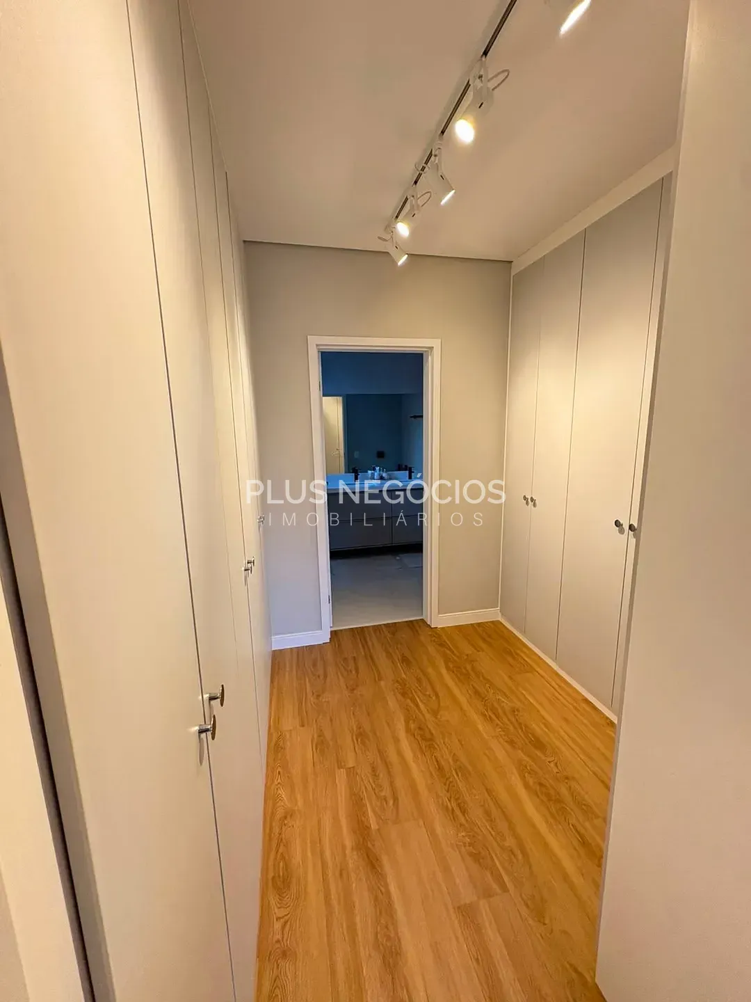 Casa, 3 quartos, 249 m² - Foto 30
