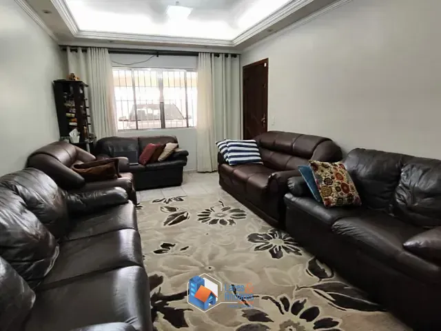 Casa com 145m² 3 quartos e 4 banheiros, à venda, no bairro Jardim Santa Cruz (Campo Grande) em São Paulo