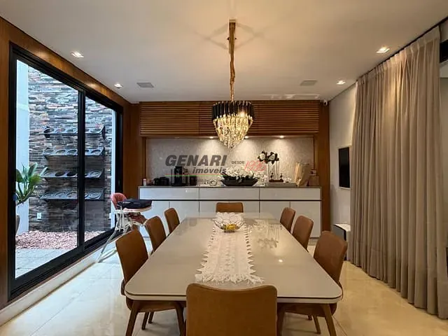 Sobrado com 360m² 4 quartos e 4 banheiros, à venda, no bairro Residencial Duas Marias em Indaiatuba