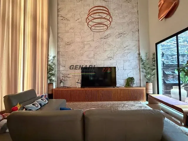 Sobrado com 360m² 4 quartos e 4 banheiros, à venda, no bairro Residencial Duas Marias em Indaiatuba