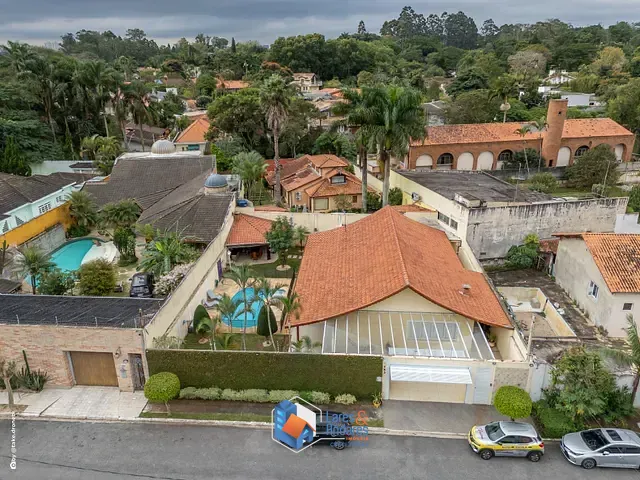 Casa com 545m² 3 quartos e 3 banheiros, à venda, no bairro Interlagos em São Paulo