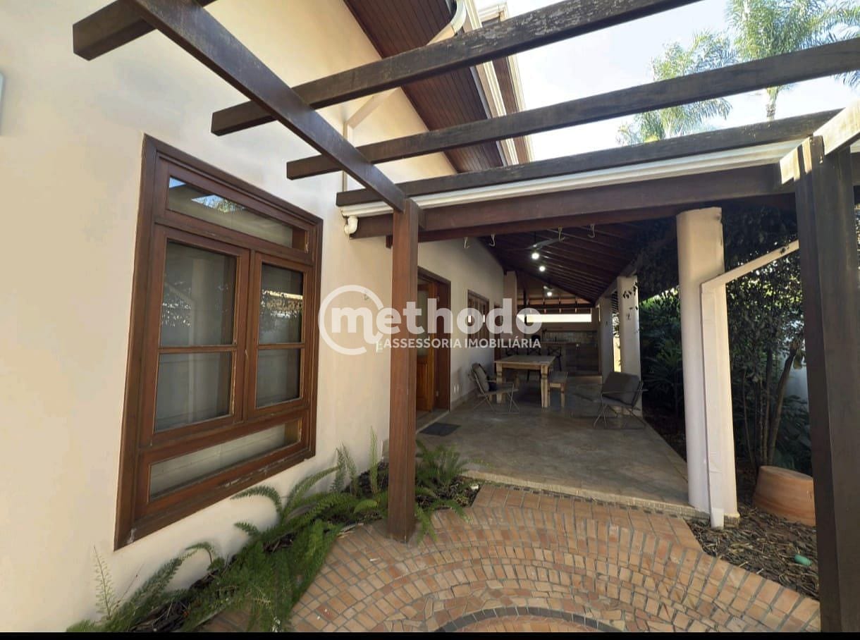 Casa, 3 quartos, 294 m² - Foto 2