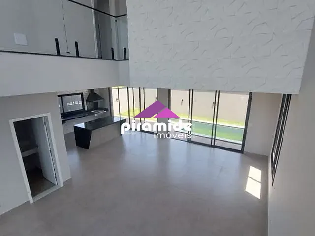 Casa com 250m² 3 quartos e 4 banheiros, à venda, no bairro Floresta em São José dos Campos