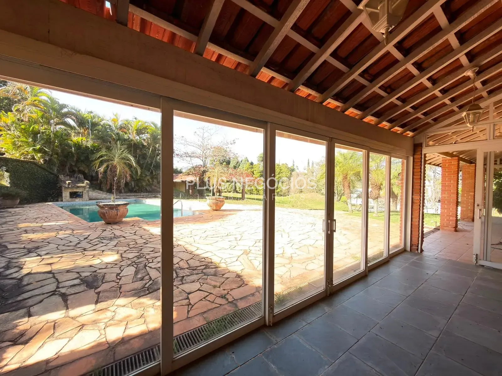 Casa, 2 quartos, 320 m² - Foto 23