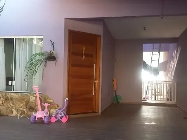 Casa com 259m² 3 quartos e 2 banheiros, à venda, no bairro Parque Residencial Santo André em Caçapava