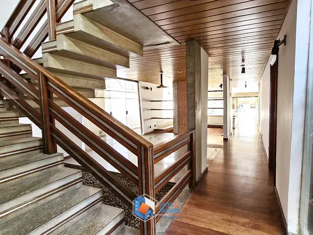 Casa com 600m² 6 quartos e 8 banheiros, à venda, no bairro Santo Amaro em São Paulo