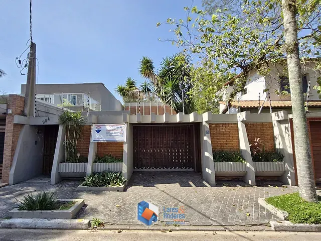 Casa com 600m² 6 quartos e 8 banheiros, à venda, no bairro Santo Amaro em São Paulo