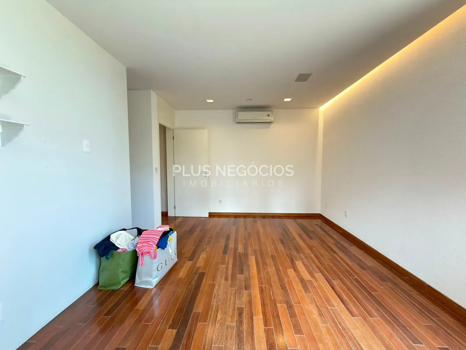 Casa, 4 quartos, 663 m² - Foto 59