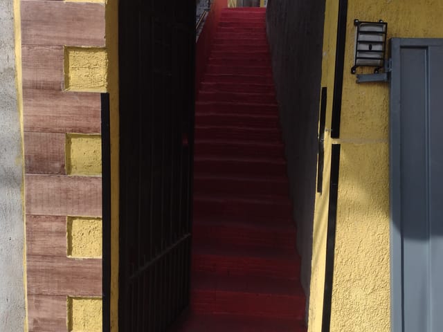 Casa com 350m² 3 quartos e 2 banheiros, à venda ou para alugar, no bairro centro em Aparecida