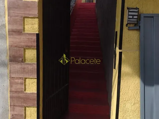 Casa com 350m² 3 quartos e 2 banheiros, à venda ou para alugar, no bairro centro em Aparecida