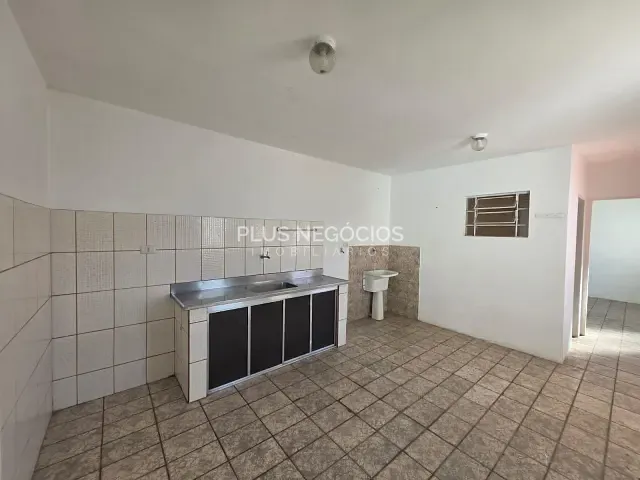 Casa 3 quartos e 3 banheiros, para alugar, no bairro Jardim Vera Cruz em Sorocaba