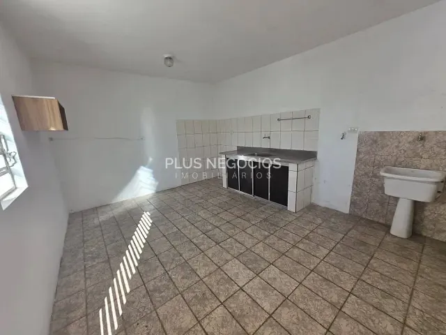 Casa 3 quartos e 3 banheiros, para alugar, no bairro Jardim Vera Cruz em Sorocaba