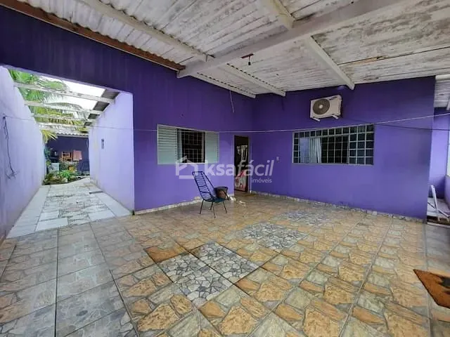 Casa com 200m² 2 quartos e 1 banheiro, à venda, no bairro Jardim Pênfigo em Campo Grande